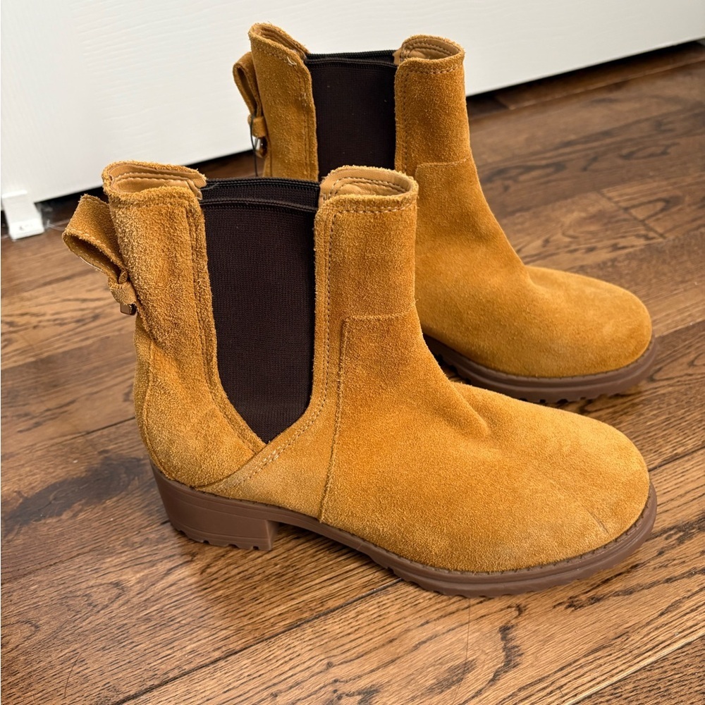 Cole Haan Faux Suede Water Proof Mustard Yellow Ankle Boots Size 6